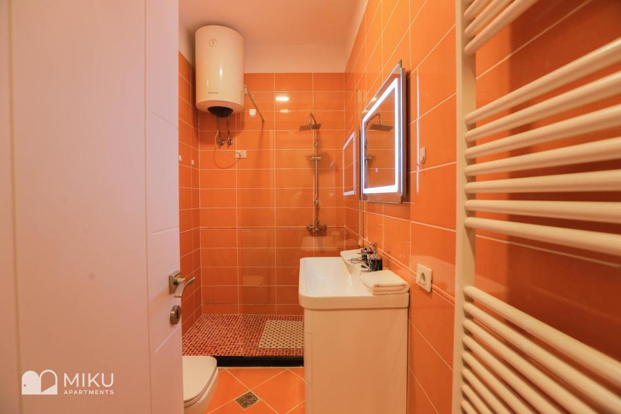 Miku Apartment - Perfect 1Bedroom At Komuna E Parisit Tirana Exterior foto