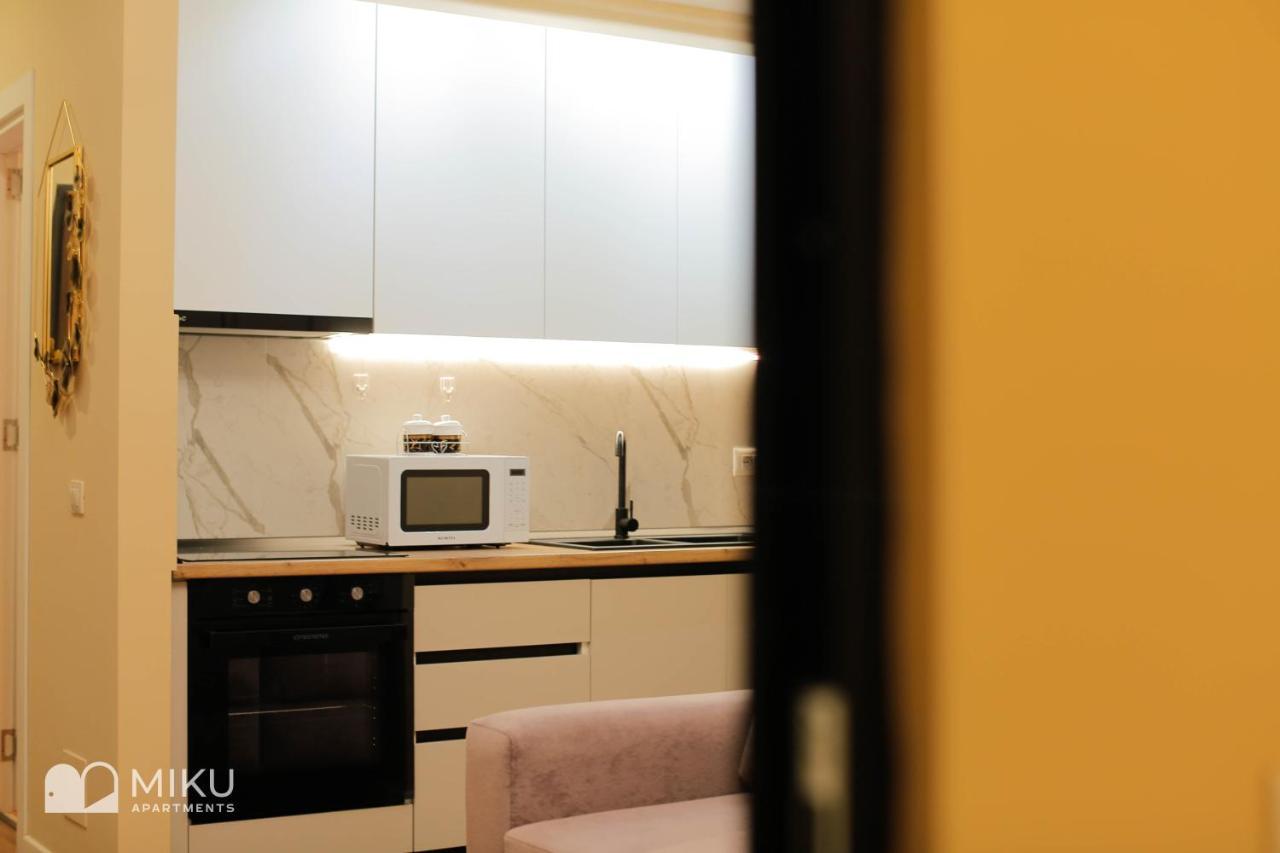 Miku Apartment - Perfect 1Bedroom At Komuna E Parisit Tirana Exterior foto